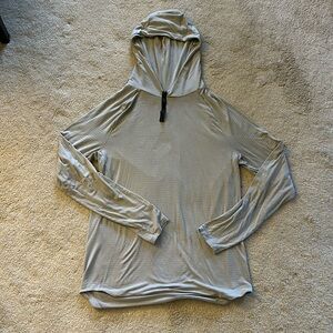 Lululemon stretch fit L hoodie. Grey.